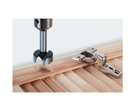 Фреза Форстнера по дереву с победитом, D 18 мм, СТК-043, в упаковке 1 шт. Фреза Форстнера по дереву с победитом, D 18 мм, СТК-043, в упаковке 1 шт.