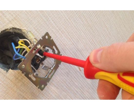 Набор диэлектрических отверток PZ1х80/PZ2х100 + пробник, 3 предмета, СТП-91800003